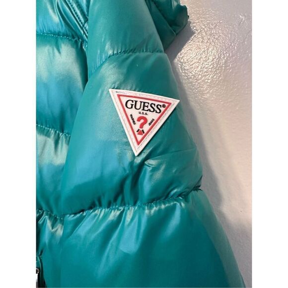Guess Kelly Green shine puffer size L, NWT - Picture 14 of 16